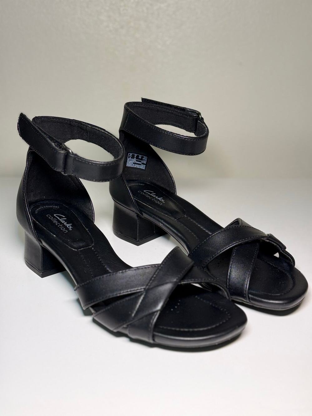 Clarks Collection Black Ankle Strap Block Heel Sandals Size 8